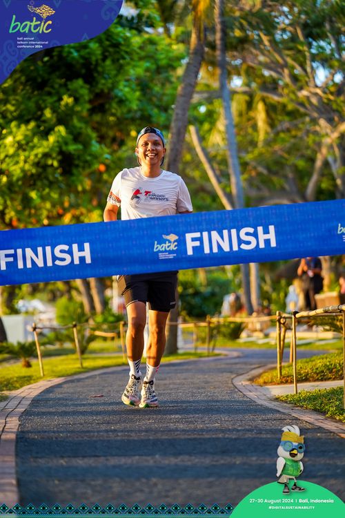 Race photo from Telin Batic 2024 Photo Search