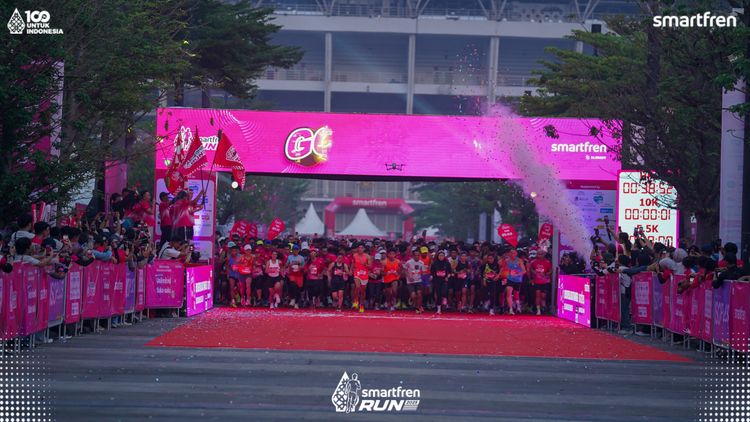 Race photo from Smartfren Run 2025 