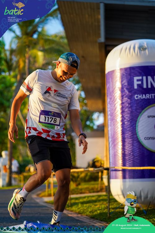Race photo from Telin Batic 2024 Photo Search