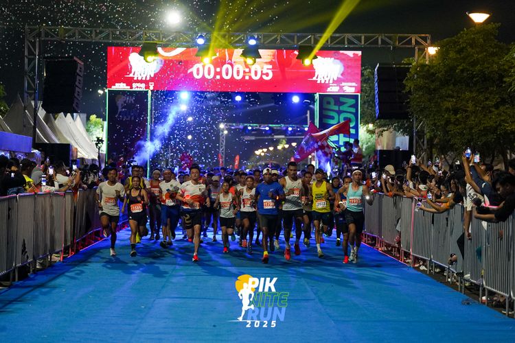Race photo from PIK NITE RUN 2025