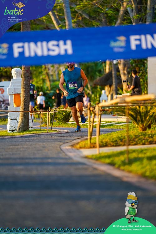 Race photo from Telin Batic 2024 Photo Search