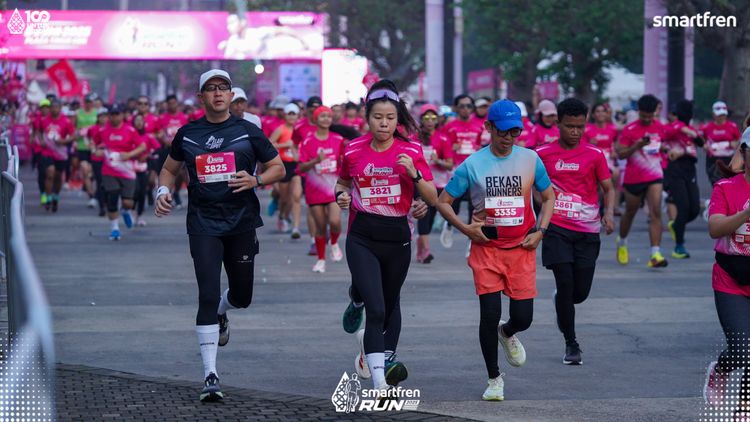 Race photo from Smartfren Run 2025 