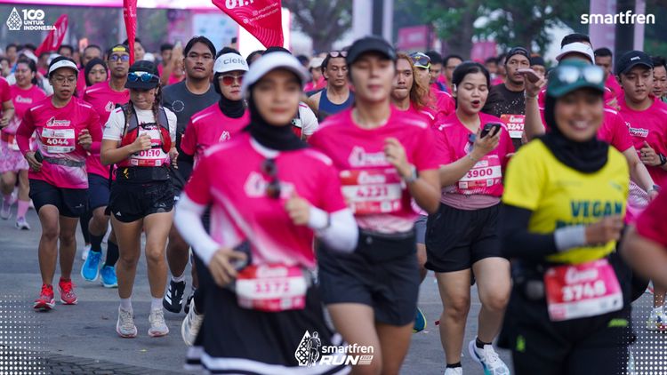 Race photo from Smartfren Run 2025 