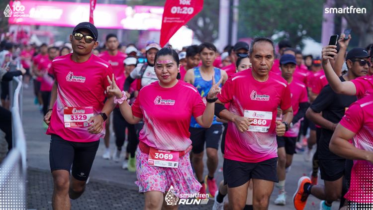 Race photo from Smartfren Run 2025 