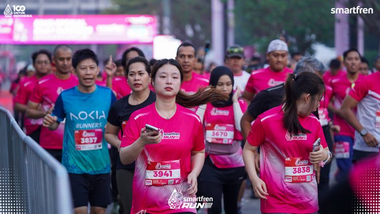 Race photo from Smartfren Run 2025 