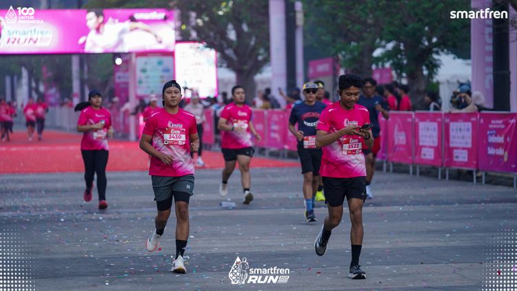 Race photo from Smartfren Run 2025 