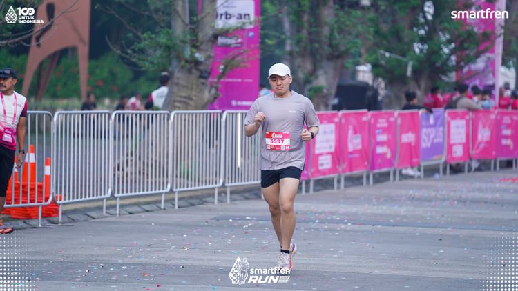 Race photo from Smartfren Run 2025 