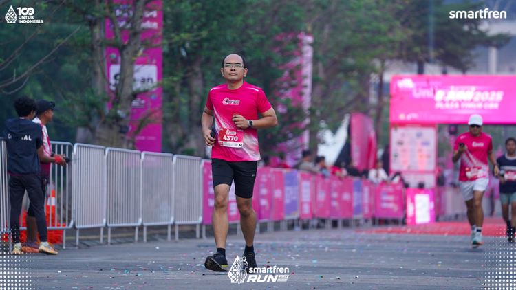 Race photo from Smartfren Run 2025 