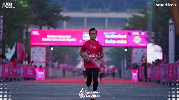 Race photo from Smartfren Run 2025 