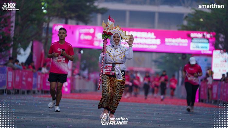 Race photo from Smartfren Run 2025 