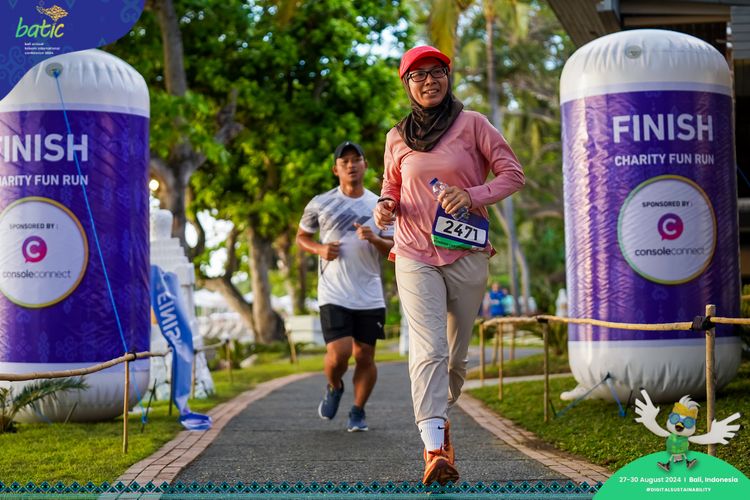 Race photo from Telin Batic 2024 Photo Search