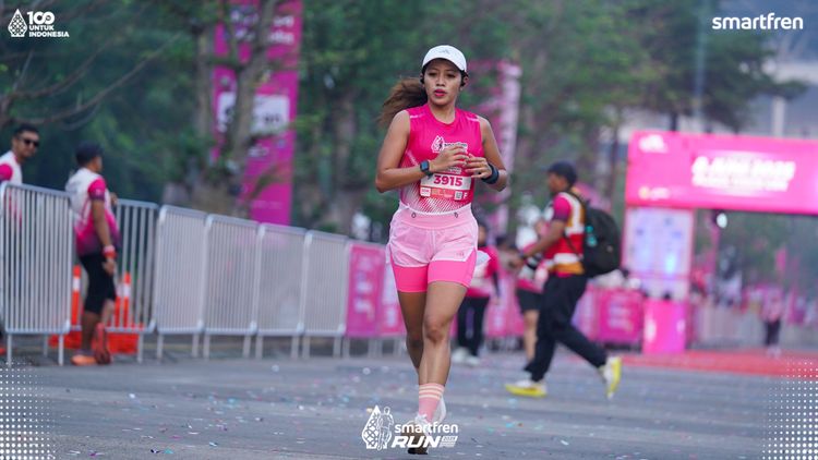 Race photo from Smartfren Run 2025 