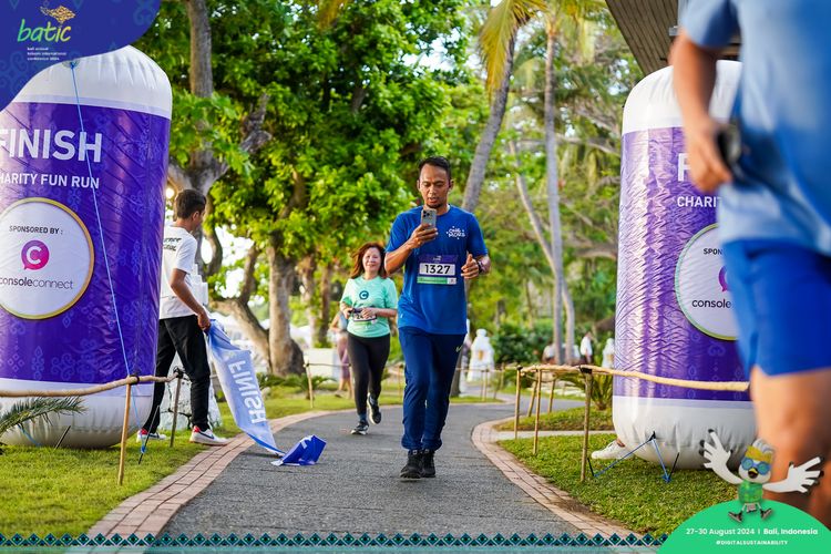 Race photo from Telin Batic 2024 Photo Search