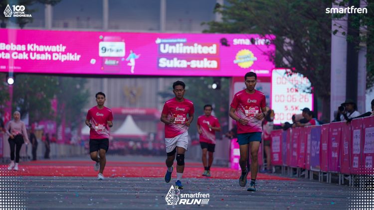 Race photo from Smartfren Run 2025 