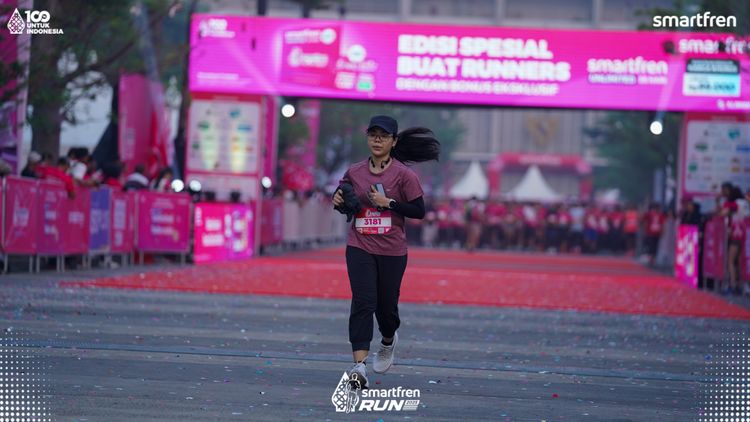 Race photo from Smartfren Run 2025 