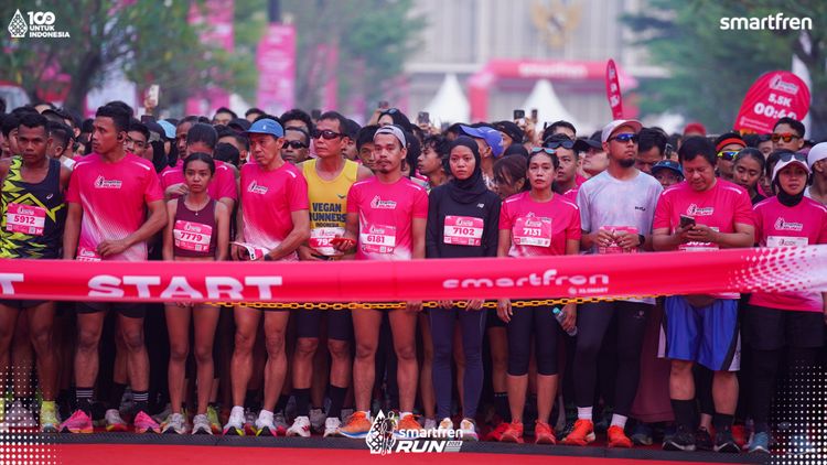 Race photo from Smartfren Run 2025 