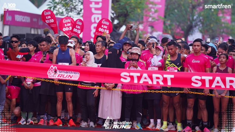 Race photo from Smartfren Run 2025 