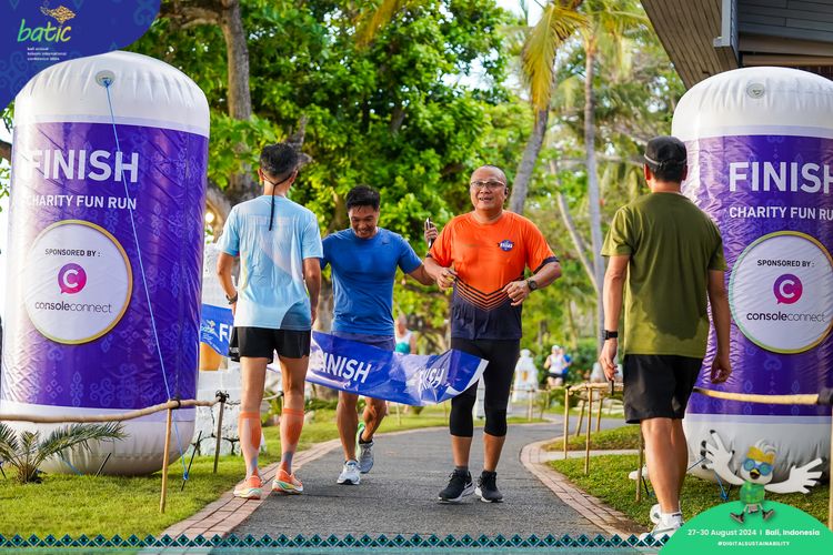 Race photo from Telin Batic 2024 Photo Search