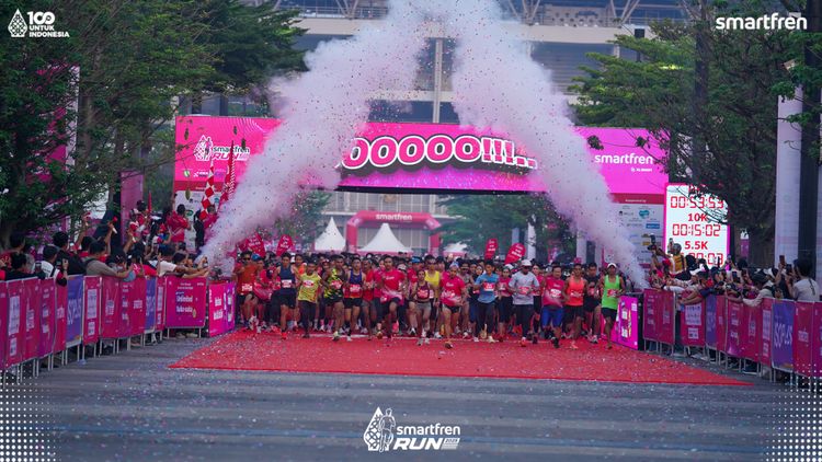 Race photo from Smartfren Run 2025 