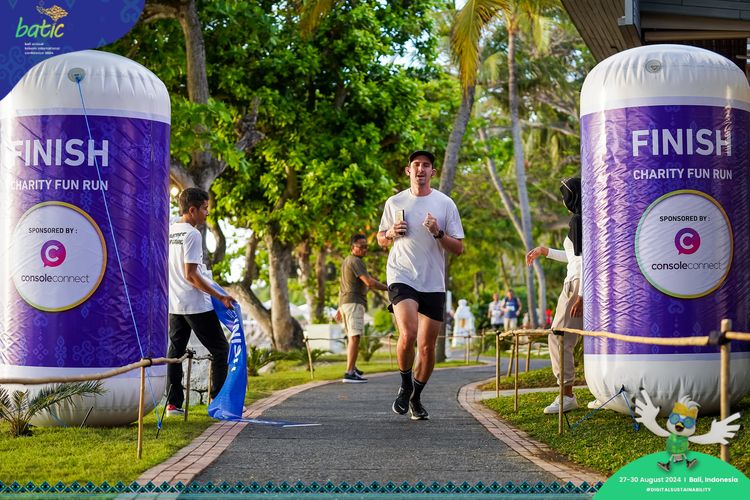 Race photo from Telin Batic 2024 Photo Search