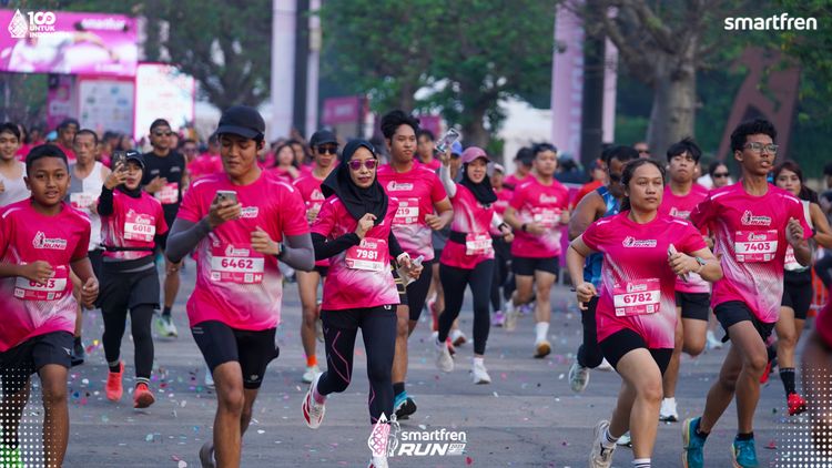 Race photo from Smartfren Run 2025 