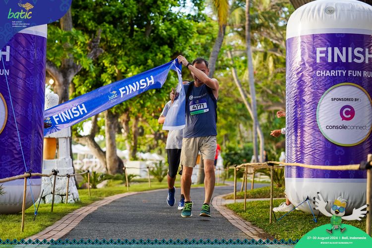 Race photo from Telin Batic 2024 Photo Search