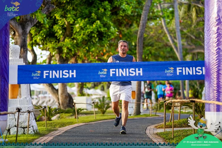 Race photo from Telin Batic 2024 Photo Search