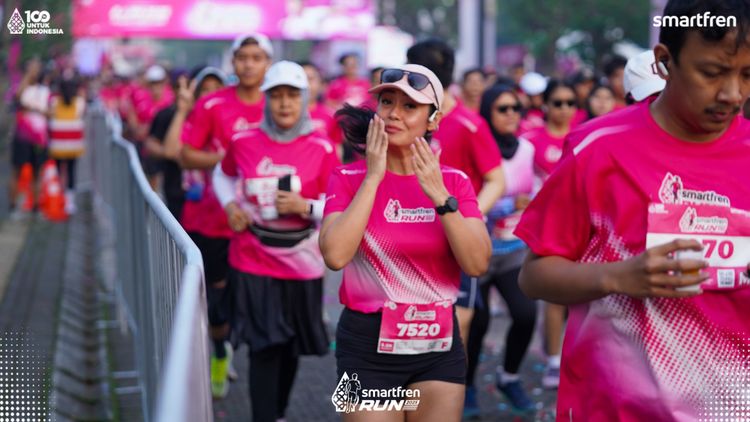 Race photo from Smartfren Run 2025 