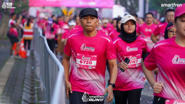 Race photo from Smartfren Run 2025 