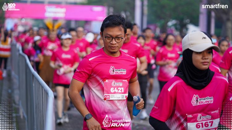 Race photo from Smartfren Run 2025 