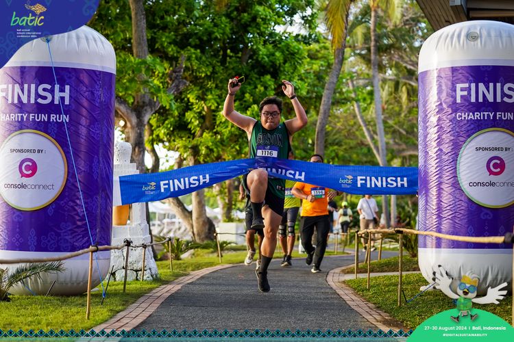 Race photo from Telin Batic 2024 Photo Search