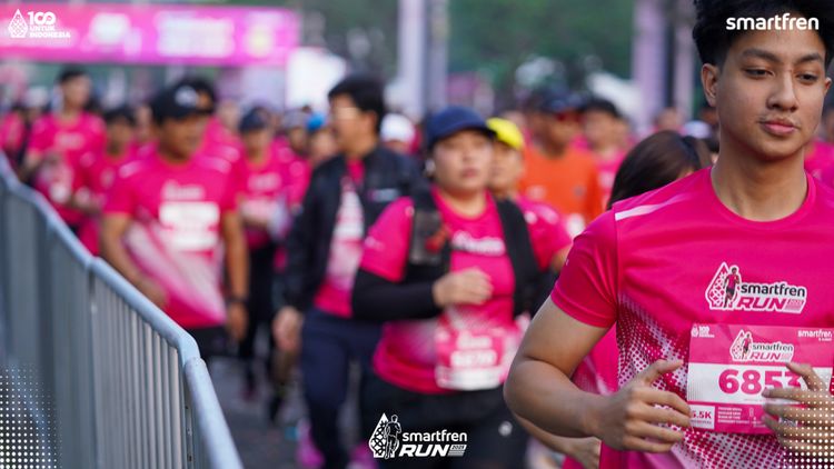 Race photo from Smartfren Run 2025 