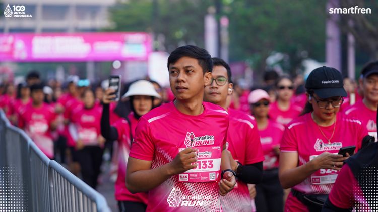 Race photo from Smartfren Run 2025 