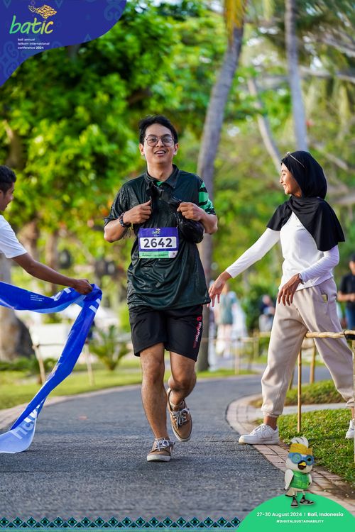 Race photo from Telin Batic 2024 Photo Search