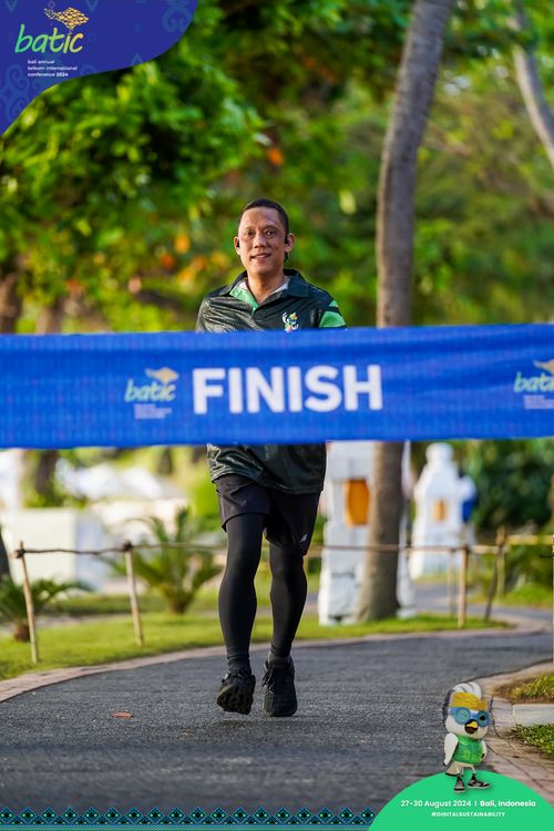 Race photo from Telin Batic 2024 Photo Search