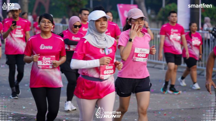 Race photo from Smartfren Run 2025 