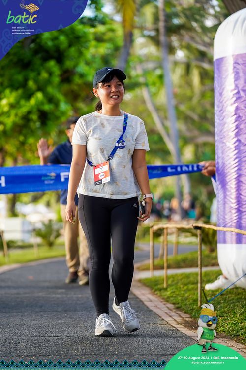 Race photo from Telin Batic 2024 Photo Search