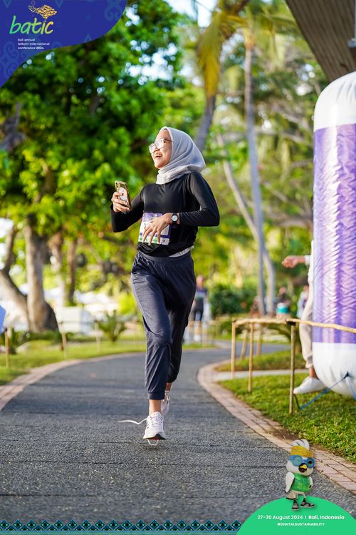 Race photo from Telin Batic 2024 Photo Search
