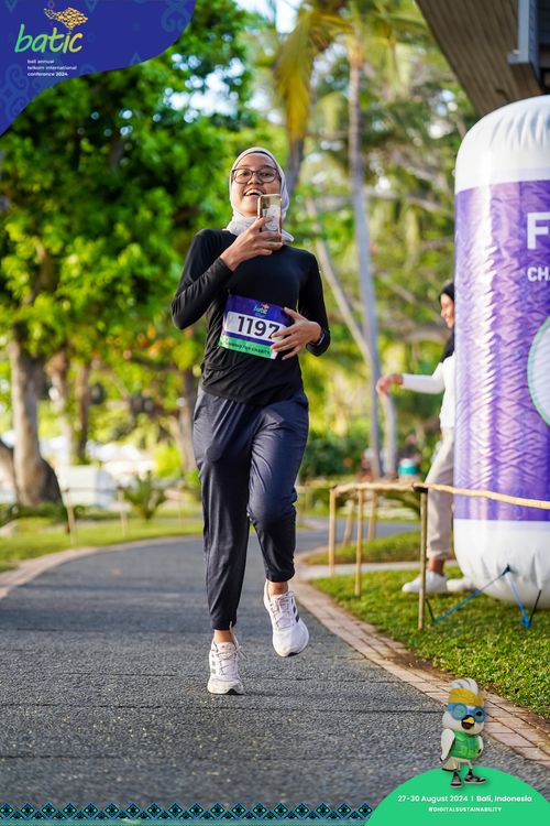 Race photo from Telin Batic 2024 Photo Search