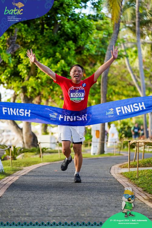 Race photo from Telin Batic 2024 Photo Search