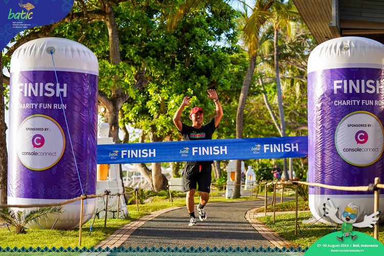 Race photo from Telin Batic 2024 Photo Search