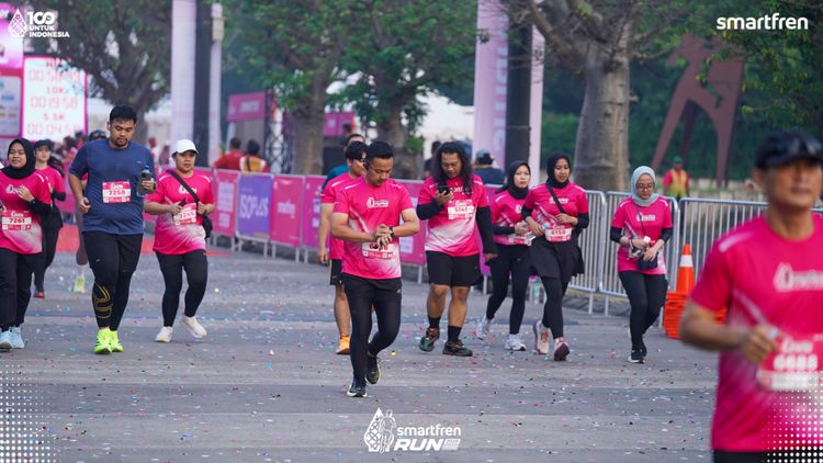 Race photo from Smartfren Run 2025 