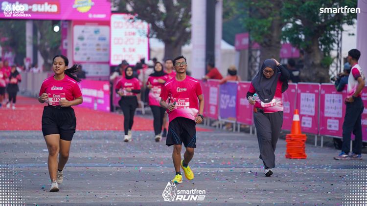 Race photo from Smartfren Run 2025 