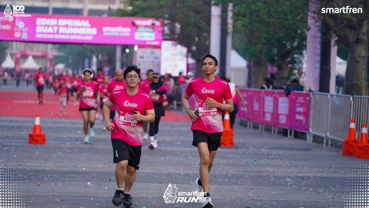 Race photo from Smartfren Run 2025 