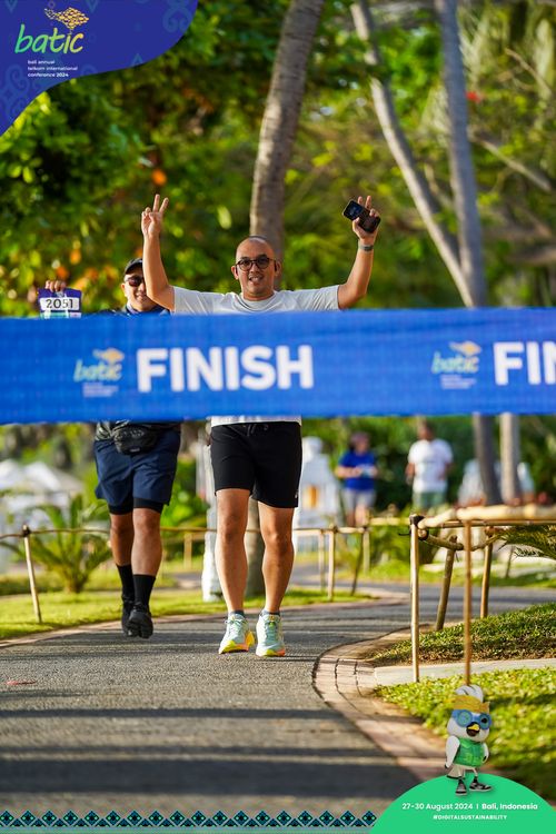 Race photo from Telin Batic 2024 Photo Search