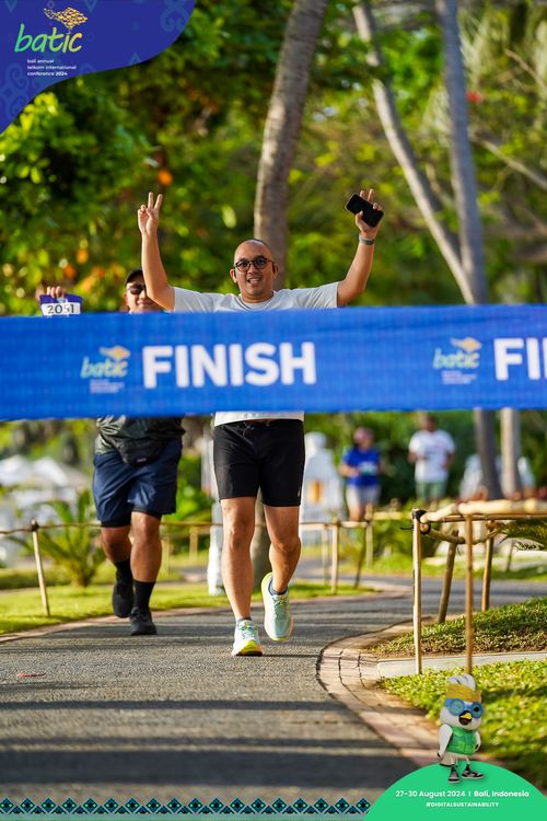 Race photo from Telin Batic 2024 Photo Search