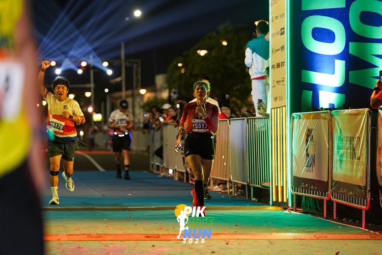 Race photo from PIK NITE RUN 2025