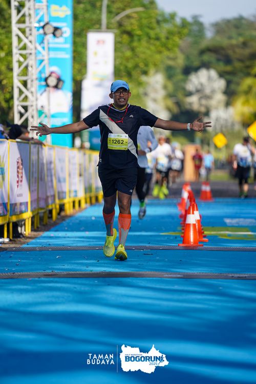 Race photo from Taman Budaya x BOGORUN 2025
