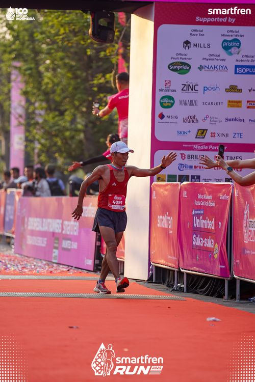 Race photo from Smartfren Run 2025 