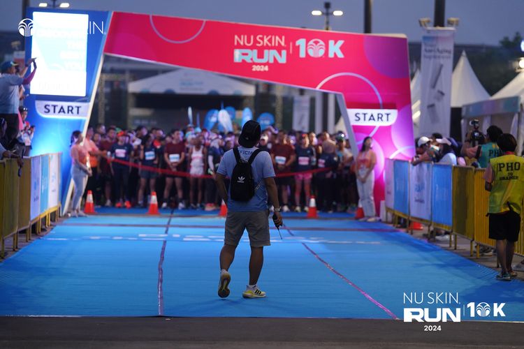 Race photo from Nu Skin Run 10K